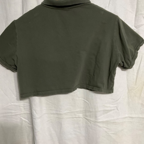 Wild fable cropped polo shirt in army green size L.  W40 - Picture 4 of 5